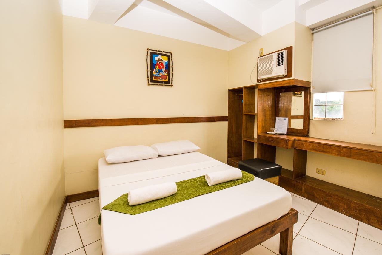 Qm Pension House Tagbilaran Dış mekan fotoğraf